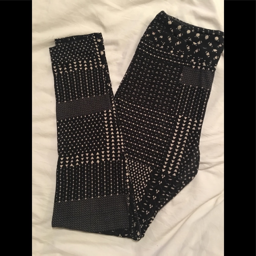 LuLaRoe OS leggings
